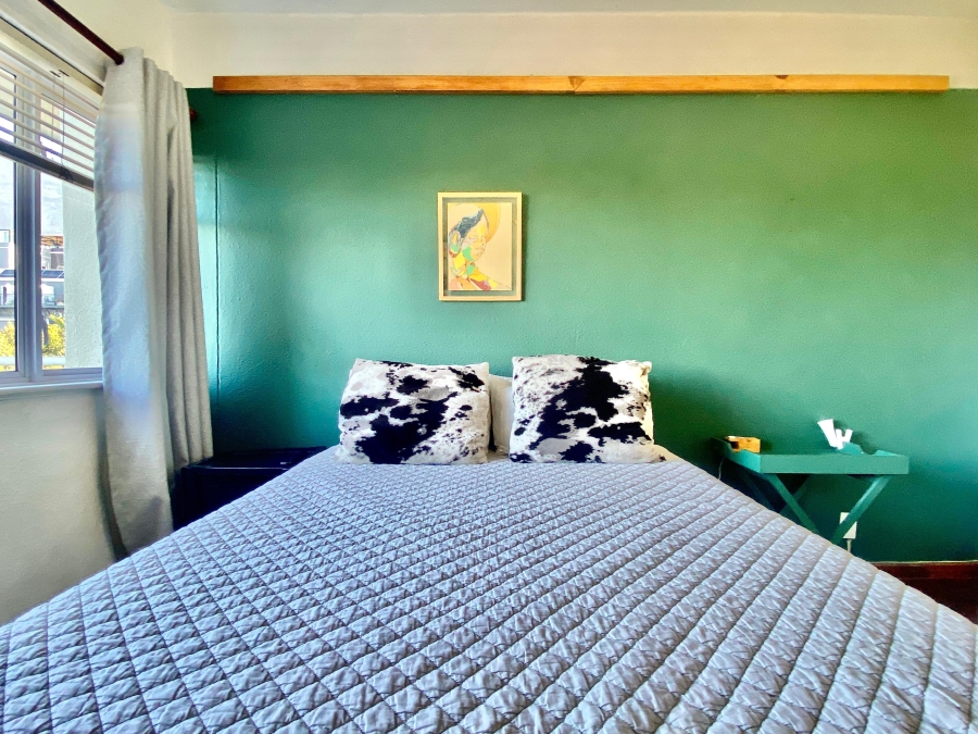 1 Bedroom Property for Sale in Tamboerskloof Western Cape